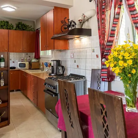 Philip Estate Holiday home